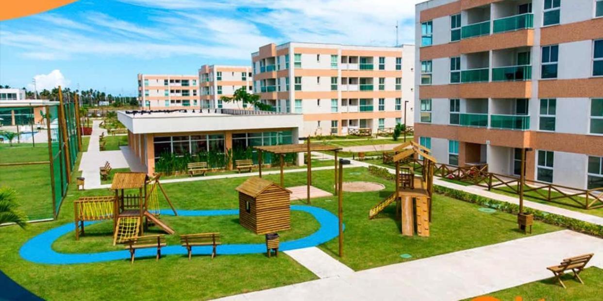 Flats Terreo Em - Muro Alto Clube Apartamento