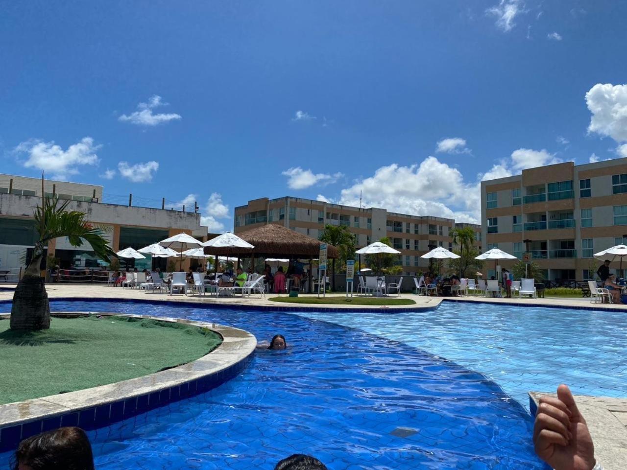 Flats Terreo Em - Muro Alto Clube